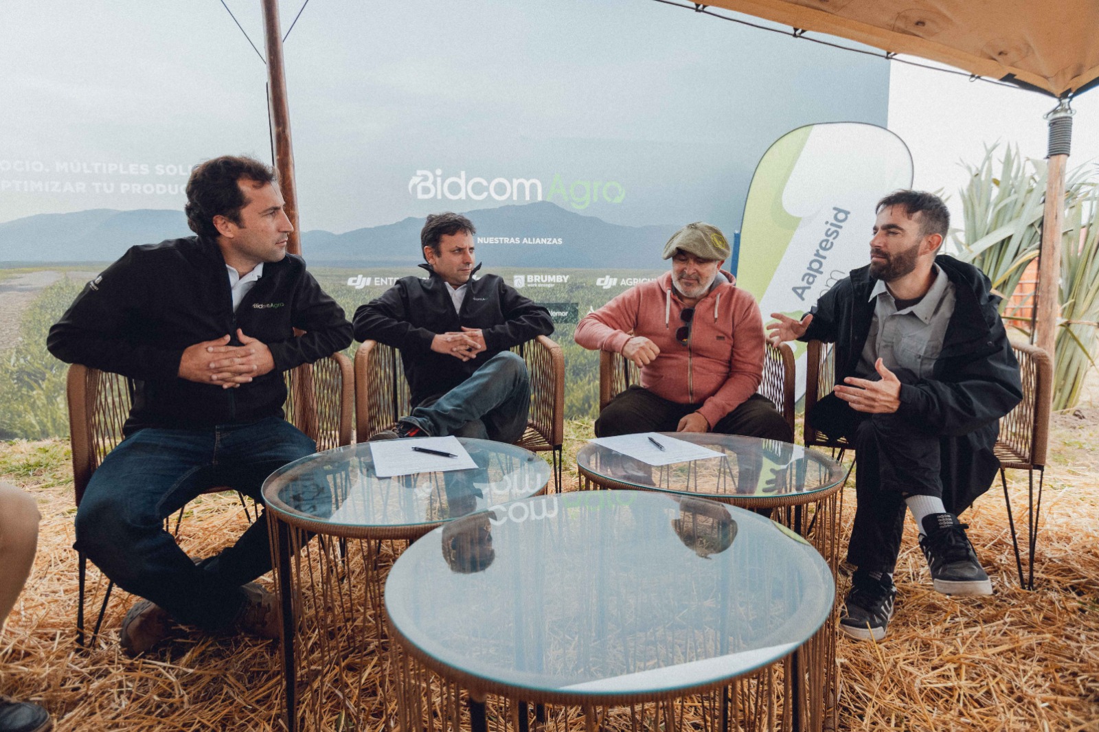 Los drones ayudan a generar conocimiento en red, para frenar a plagas, malezas y enfermedades 2 Bidcom Agro 1